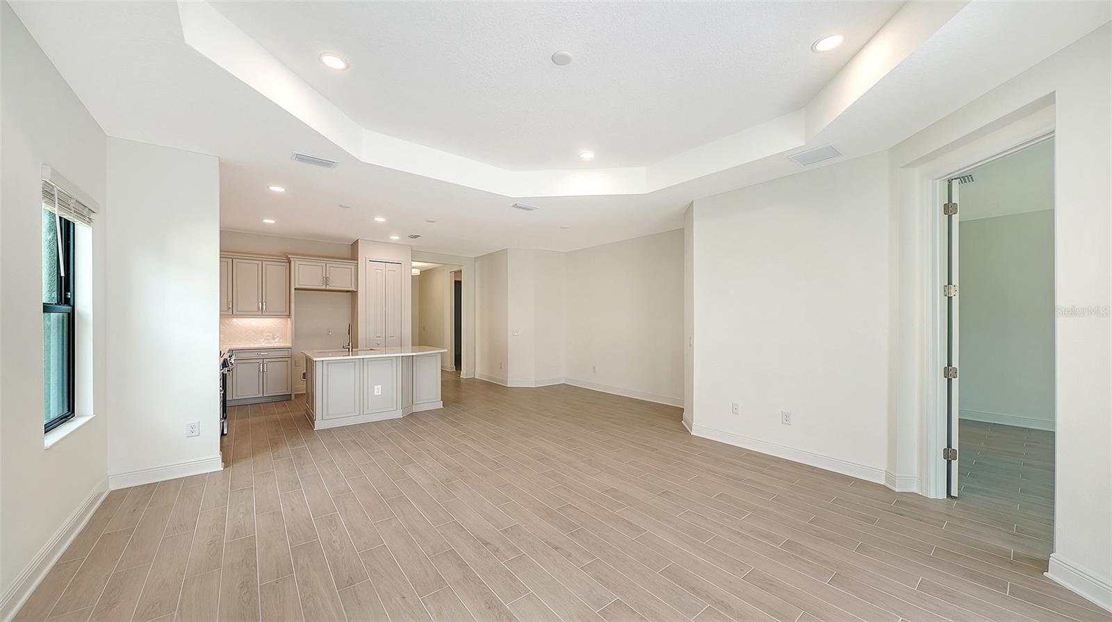 280 ALTAMURA CIR — photo 17