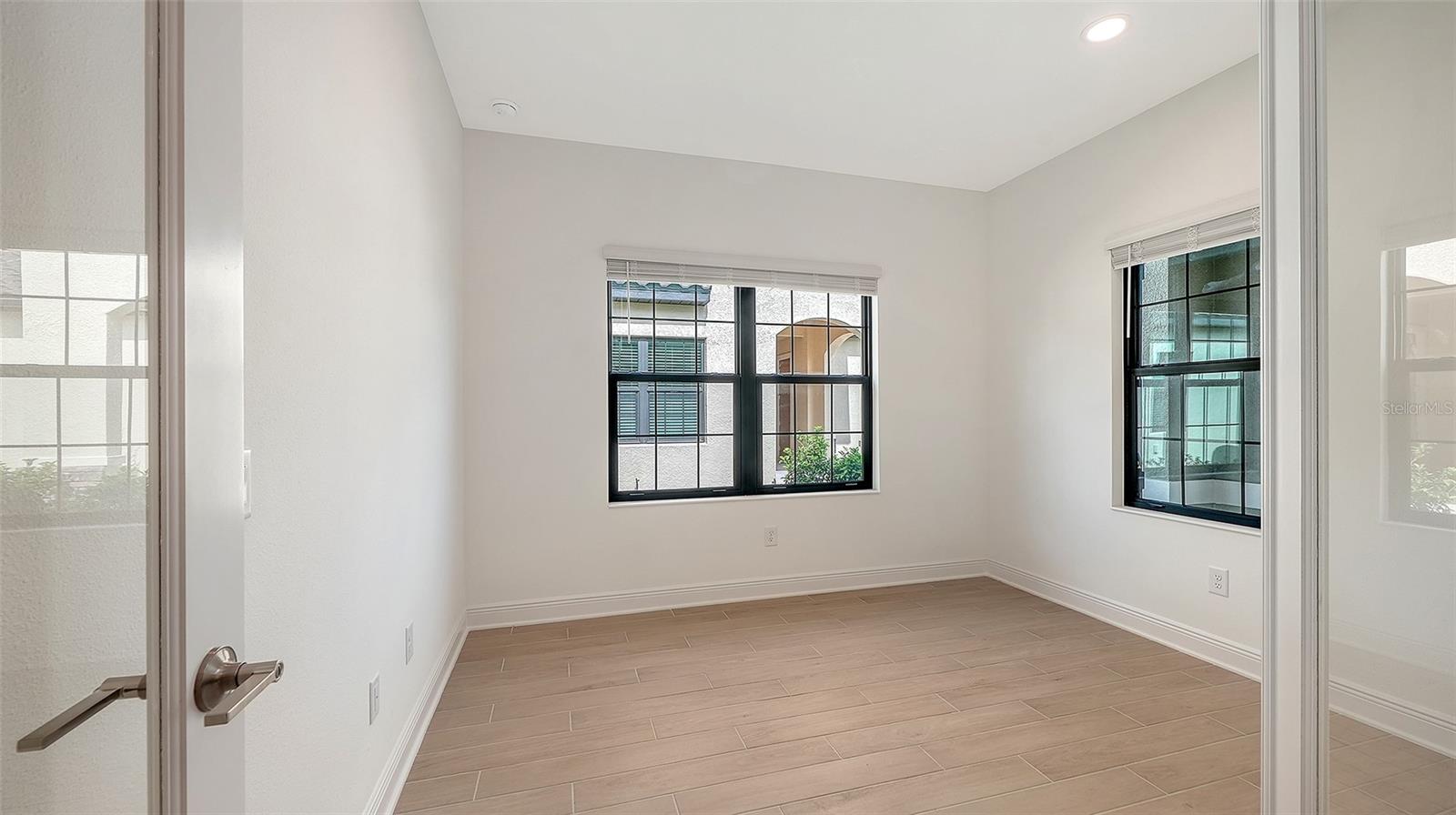 280 ALTAMURA CIR — photo 27