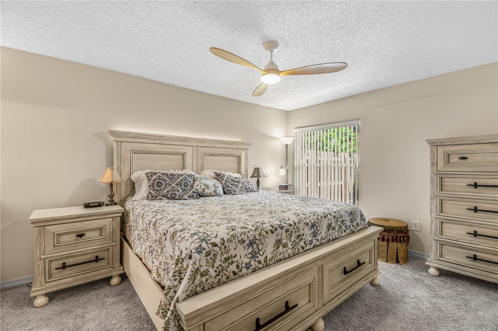 2586 PINE COVE LN — photo 15