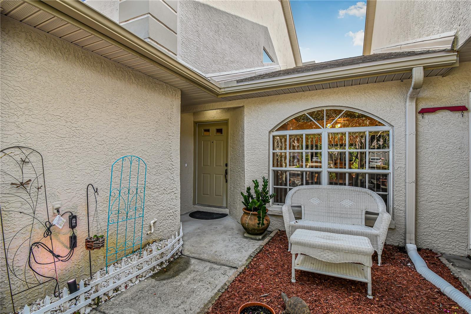 2586 PINE COVE LN — photo 5