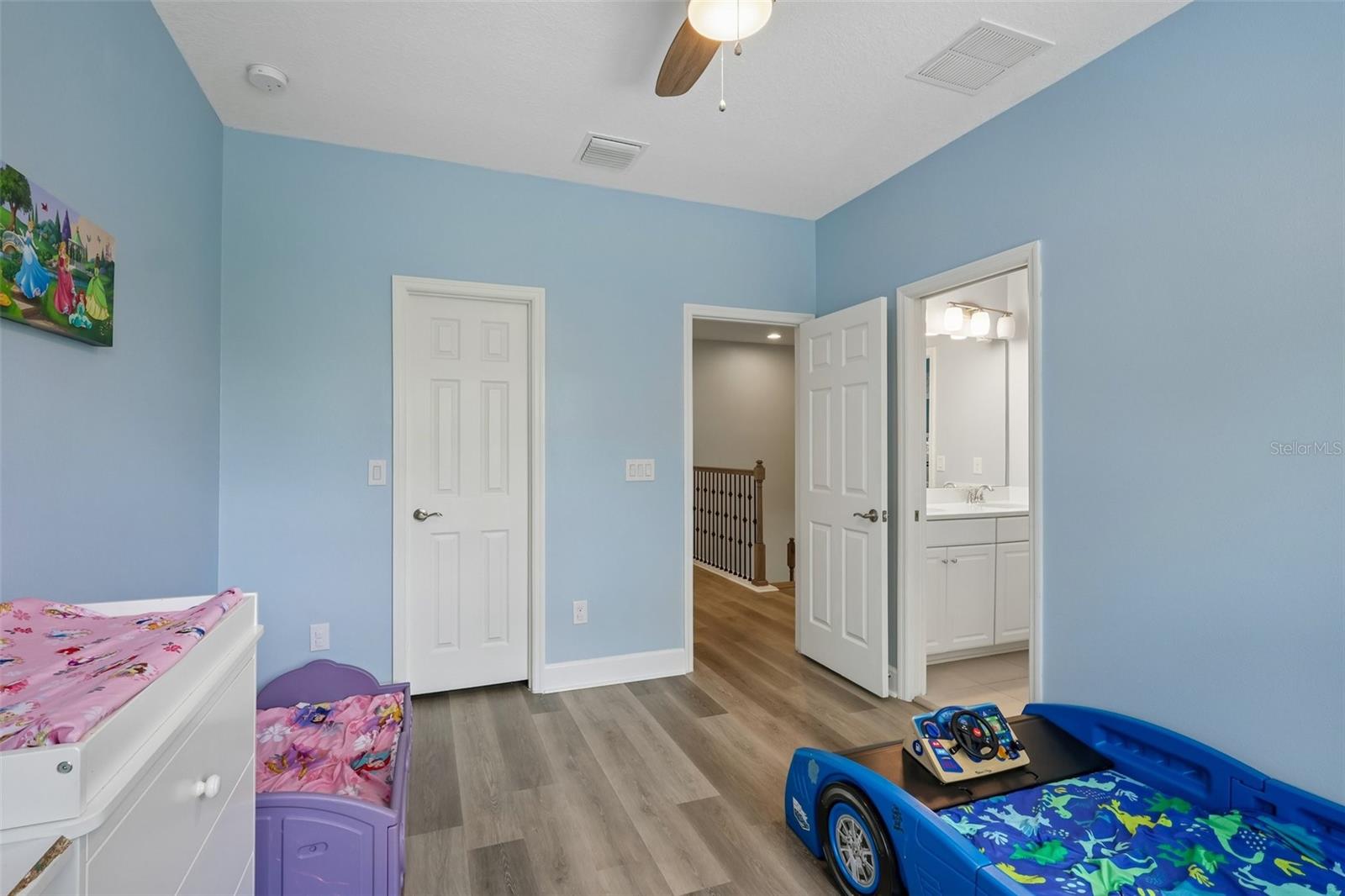 9085 SPRUCE CREEK CIR — photo 34