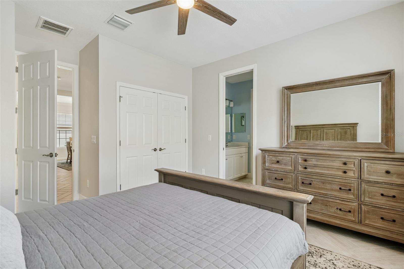 9085 SPRUCE CREEK CIR — photo 16
