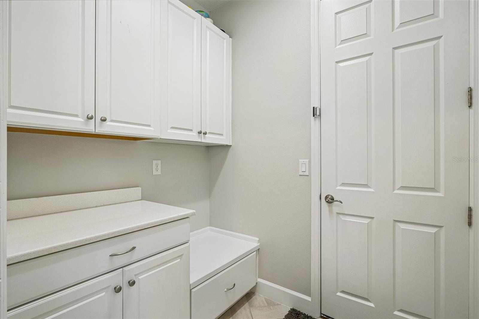 9085 SPRUCE CREEK CIR — photo 20