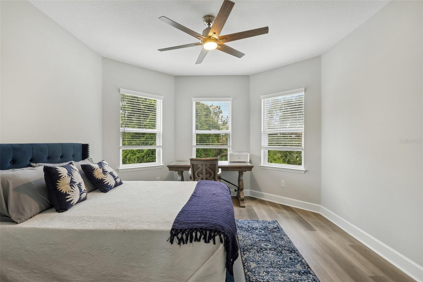 9085 SPRUCE CREEK CIR — photo 25