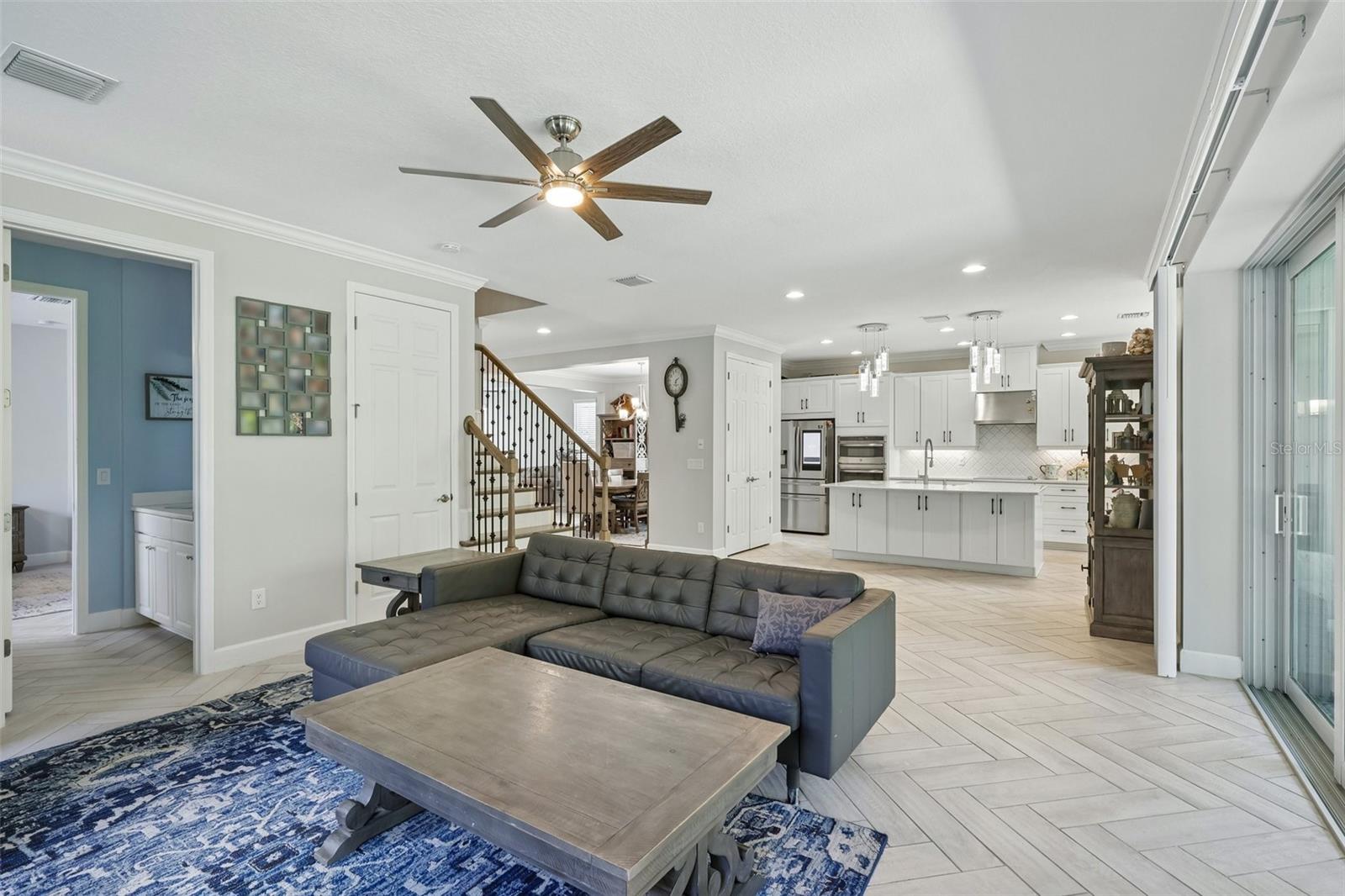 9085 SPRUCE CREEK CIR — photo 5