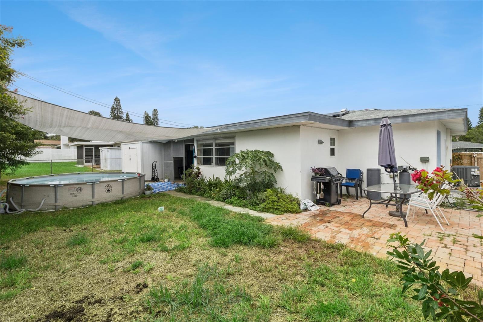 1247 S SAN REMO AVE — photo 26