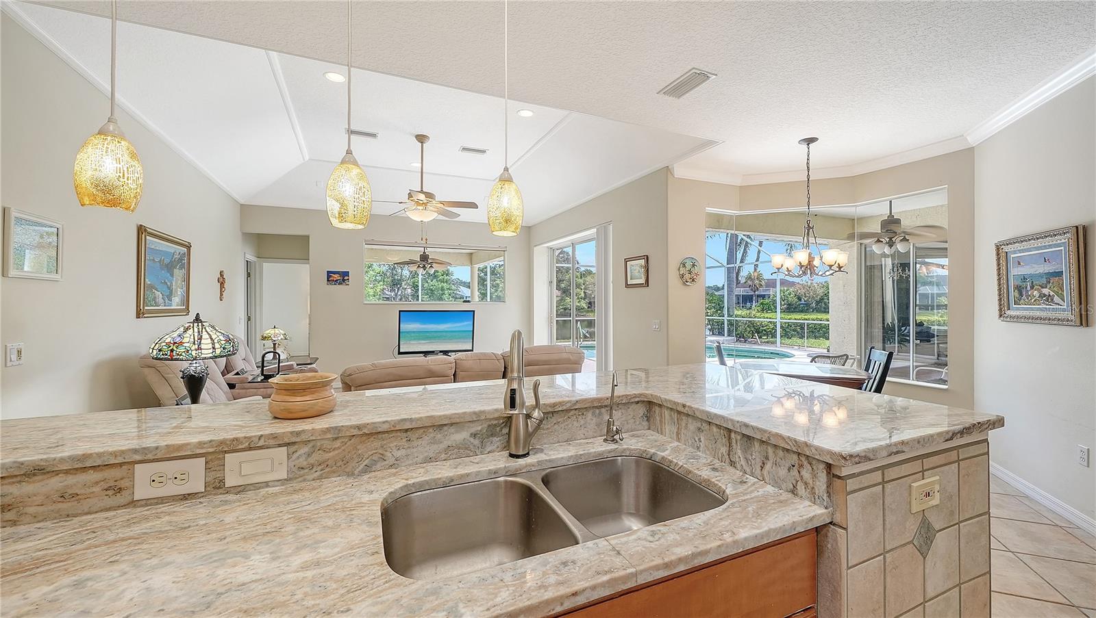 6521 SUNDEW CT — photo 18