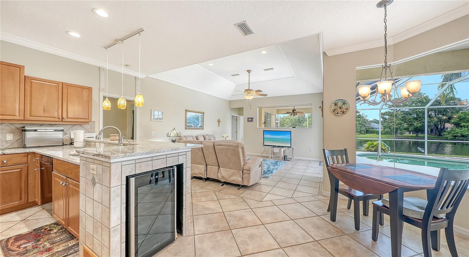 6521 SUNDEW CT — photo 9