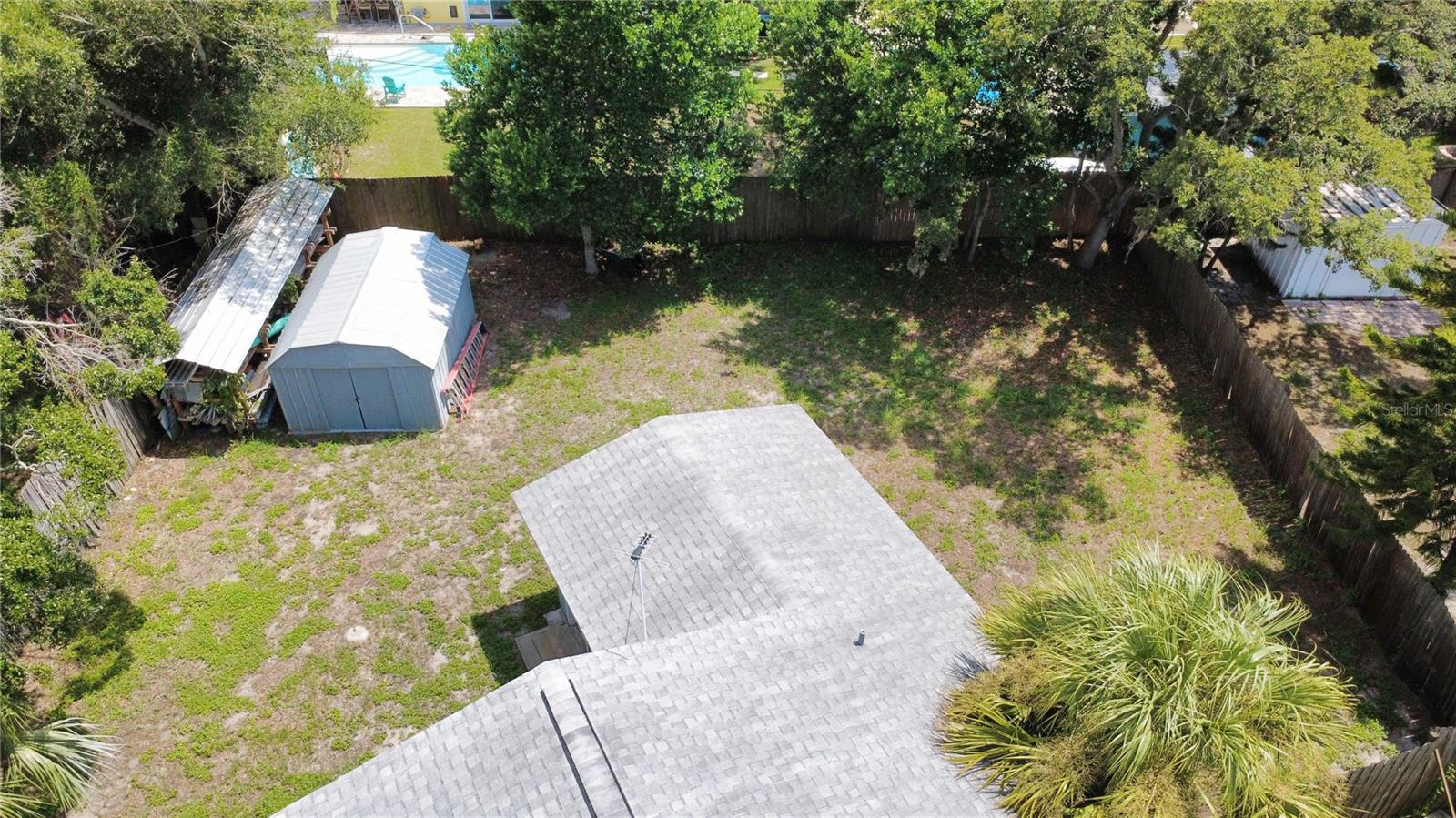 623 DEXTER DR — photo 15