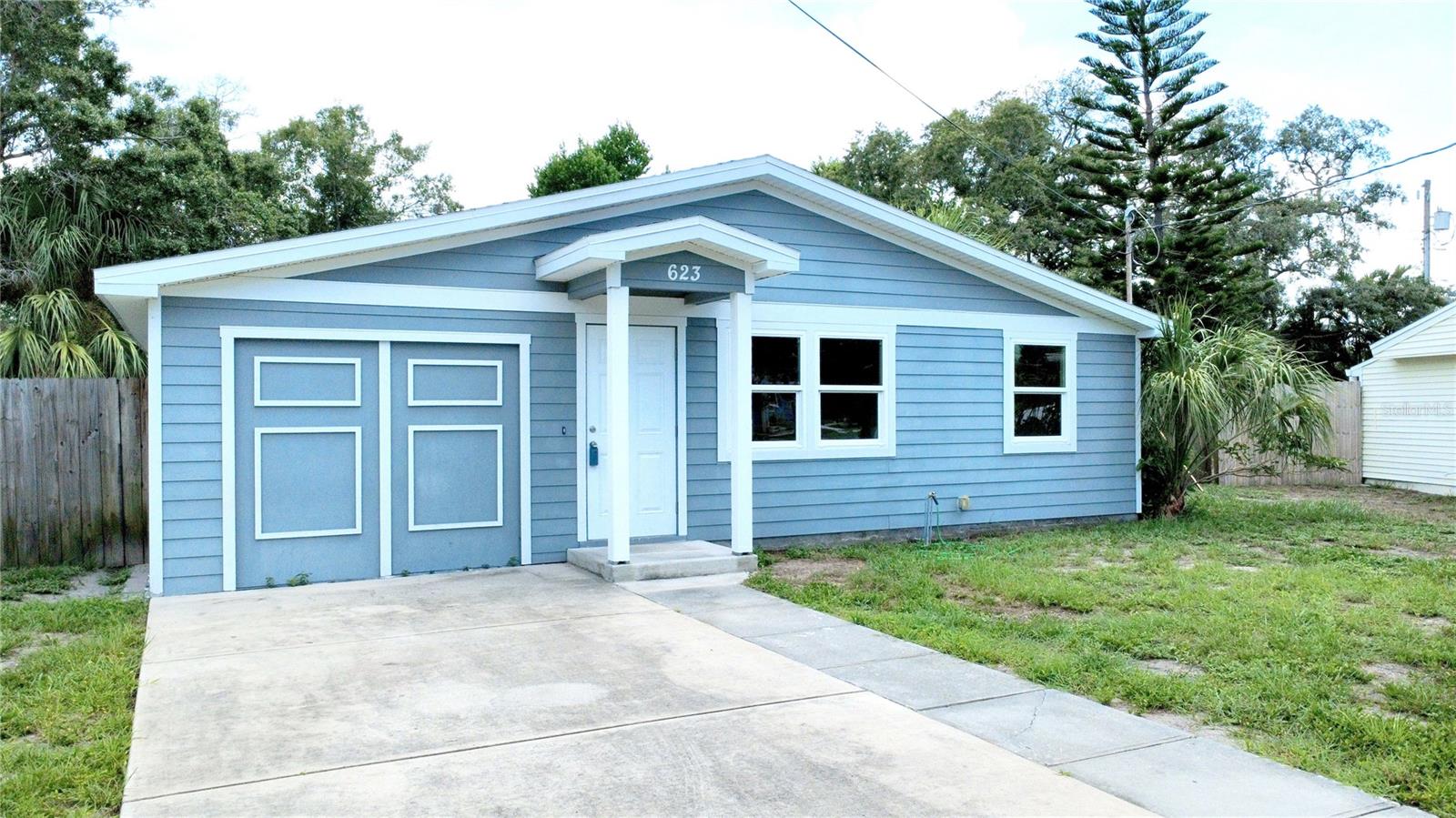 623 DEXTER DR — photo 2