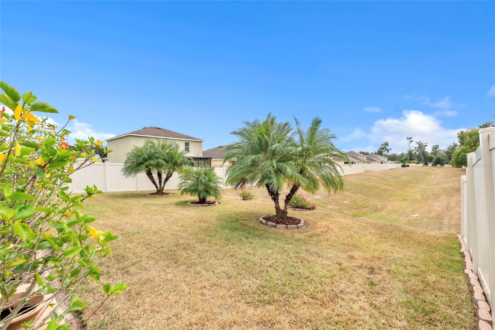 9527 SUNSTONE BLVD — photo 29