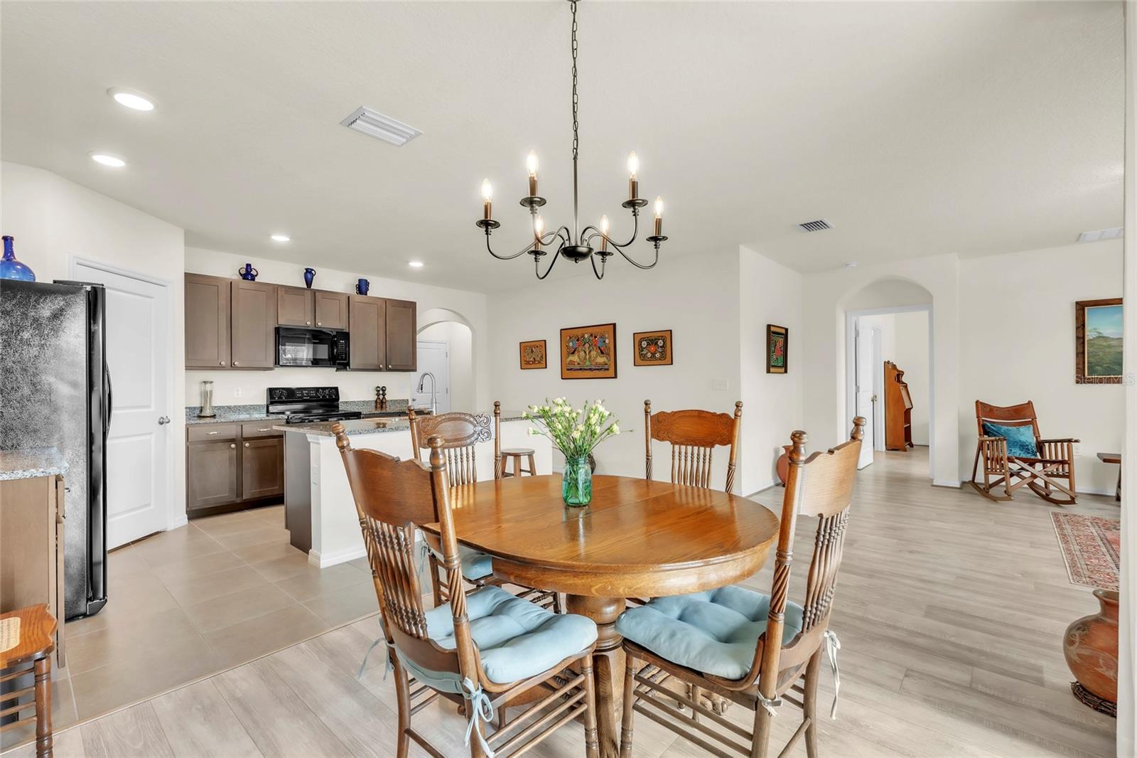 9527 SUNSTONE BLVD — photo 8