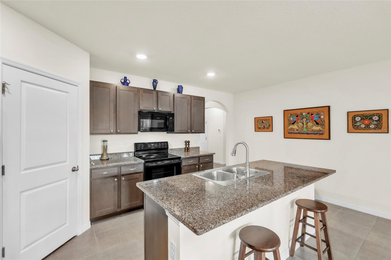 9527 SUNSTONE BLVD — photo 9