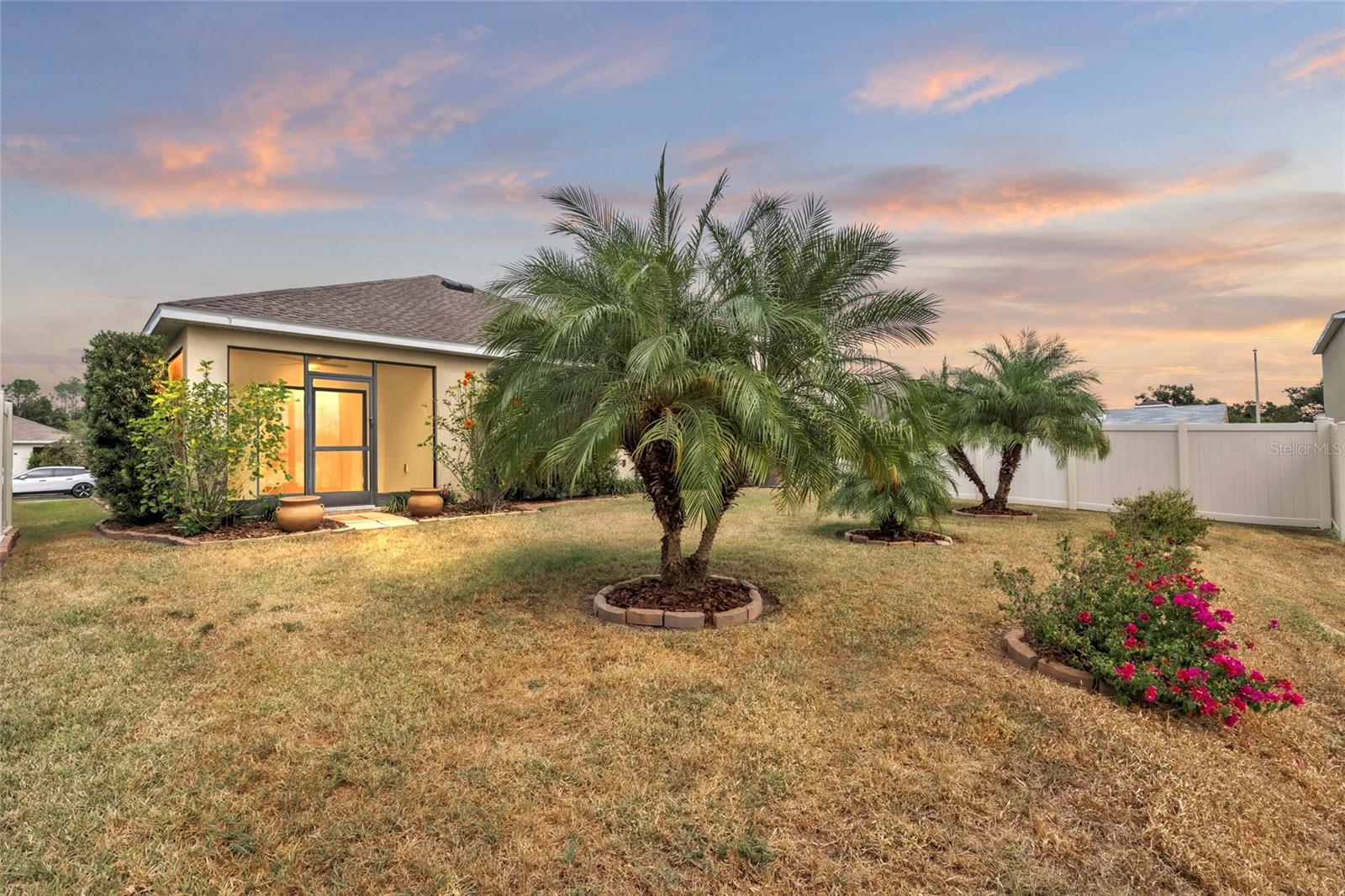 9527 SUNSTONE BLVD — photo 25
