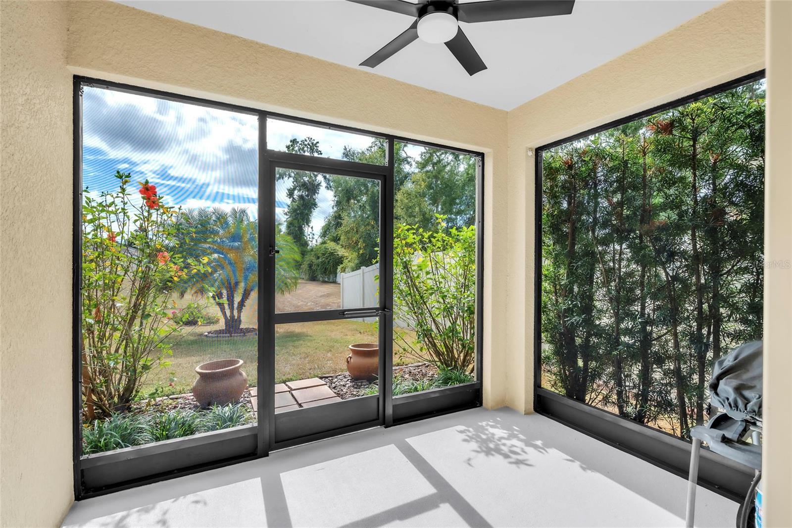 9527 SUNSTONE BLVD — photo 24