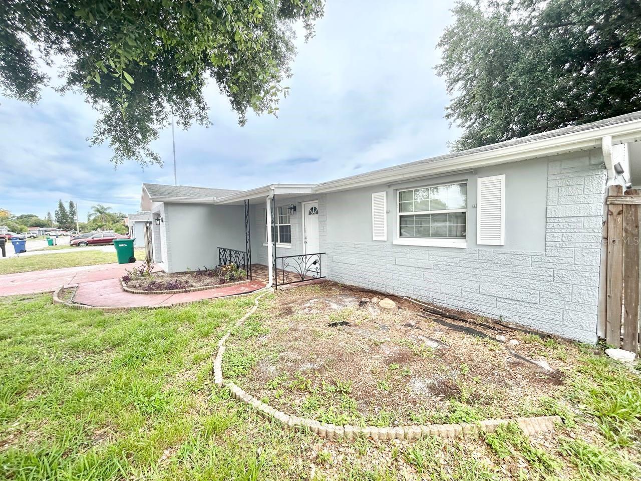 3323 FAIRMOUNT DR — photo 4