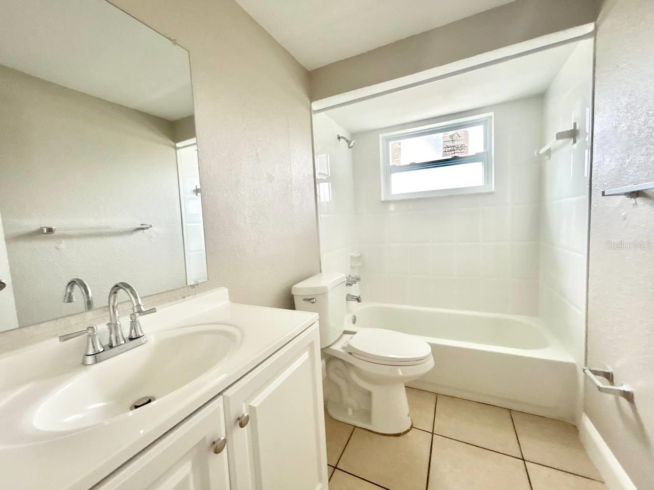 3323 FAIRMOUNT DR — photo 14
