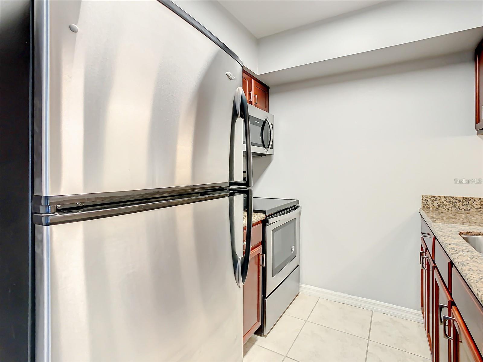 406 S CEDAR AVE #107 — photo 12