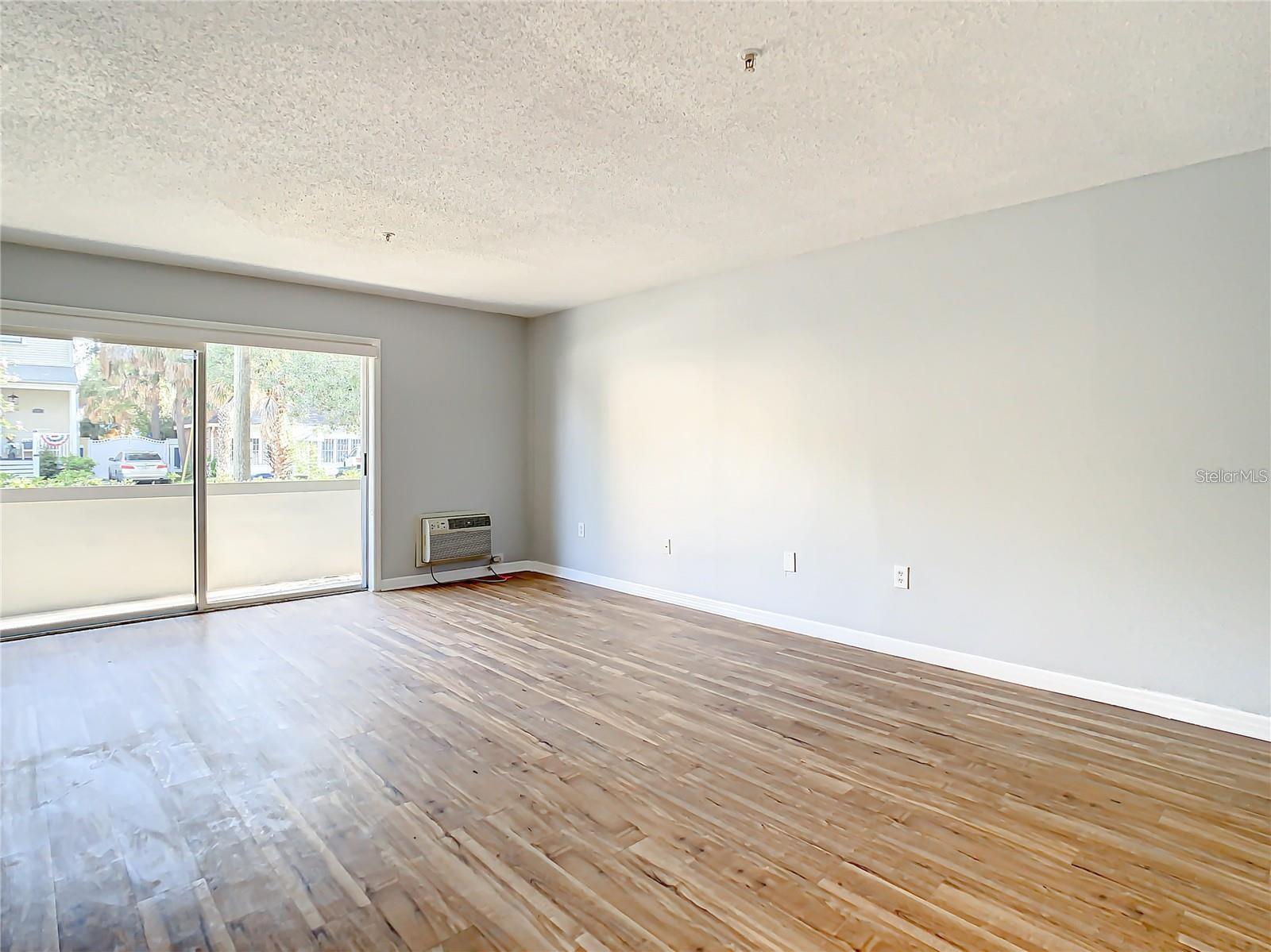 406 S CEDAR AVE #107 — photo 4
