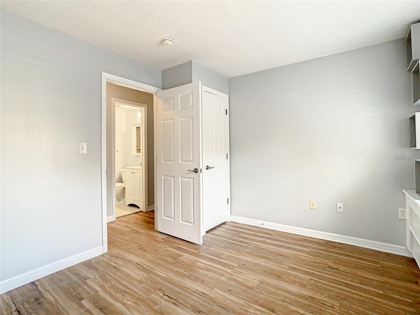 406 S CEDAR AVE #107 — photo 26