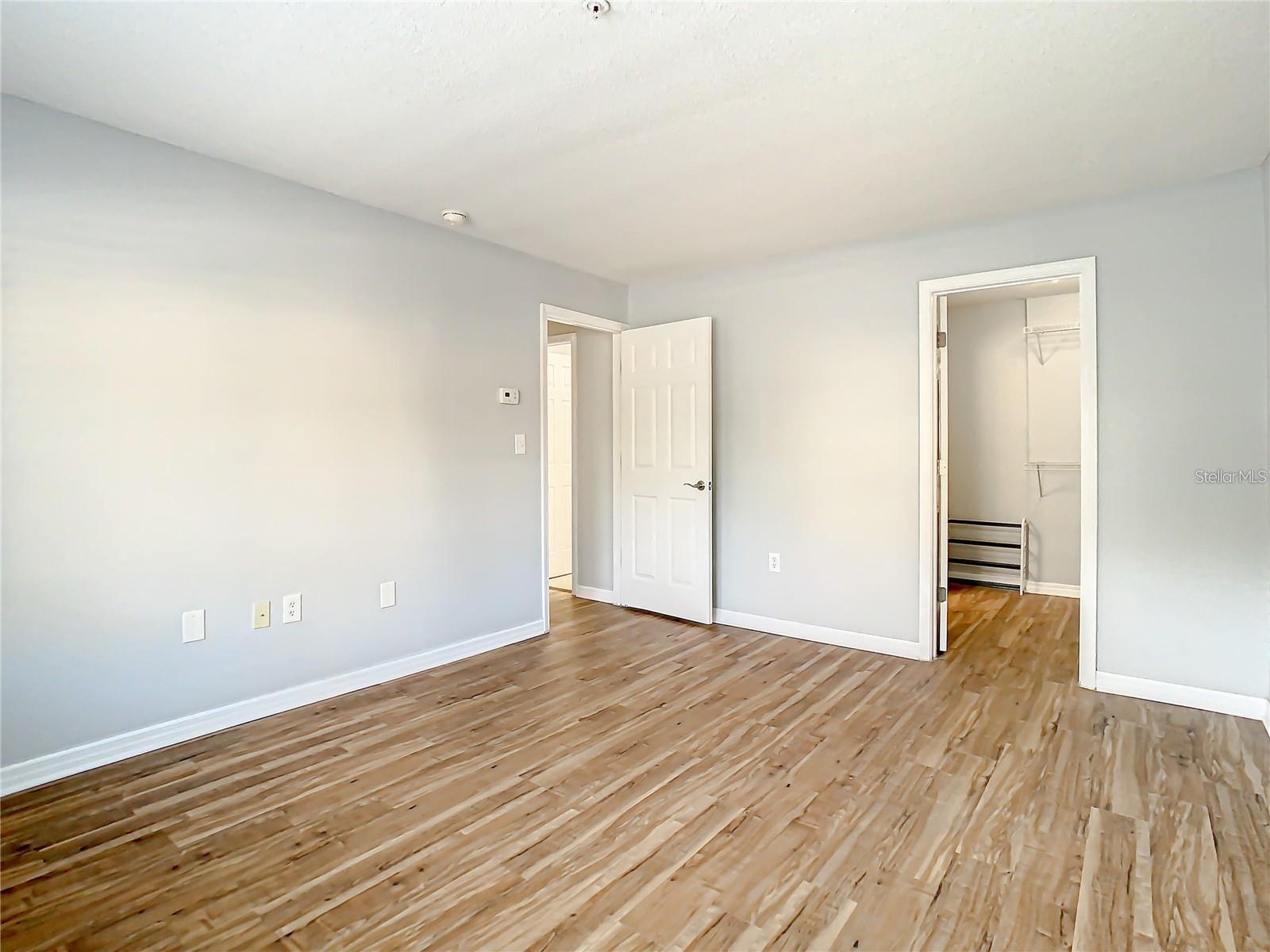 406 S CEDAR AVE #107 — photo 18