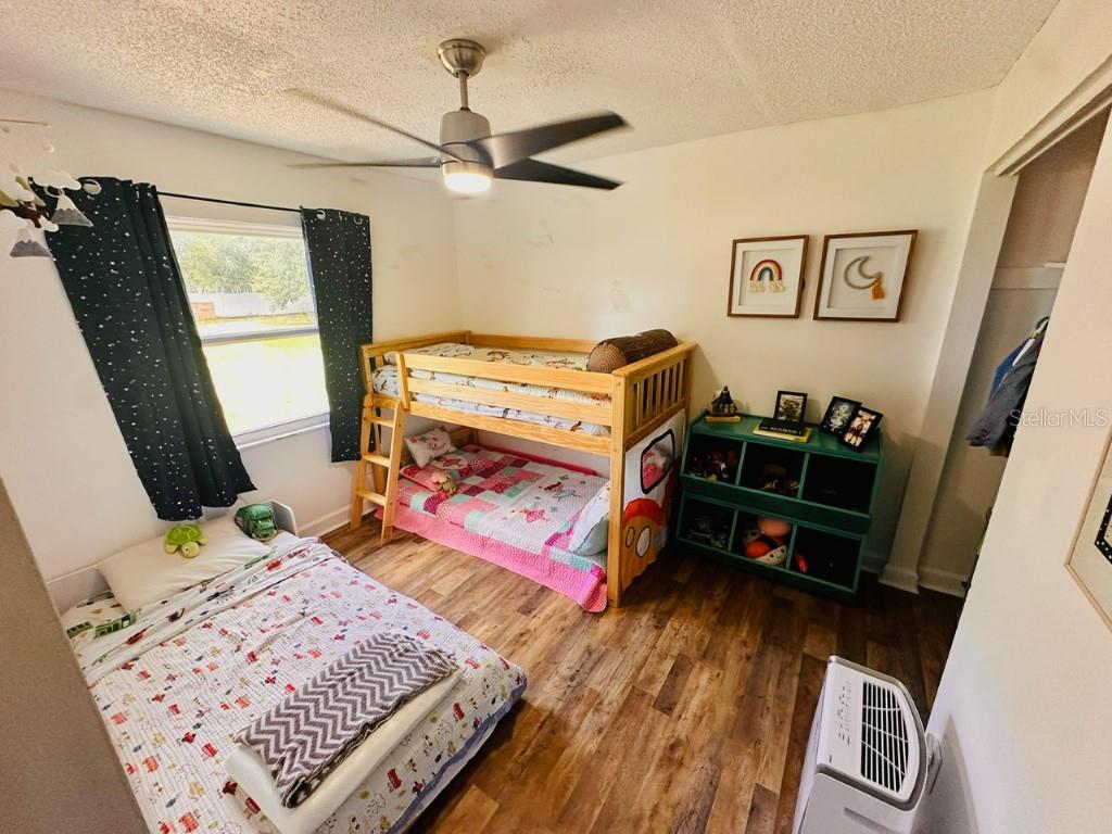 1831 KIM ACRES LN — photo 4