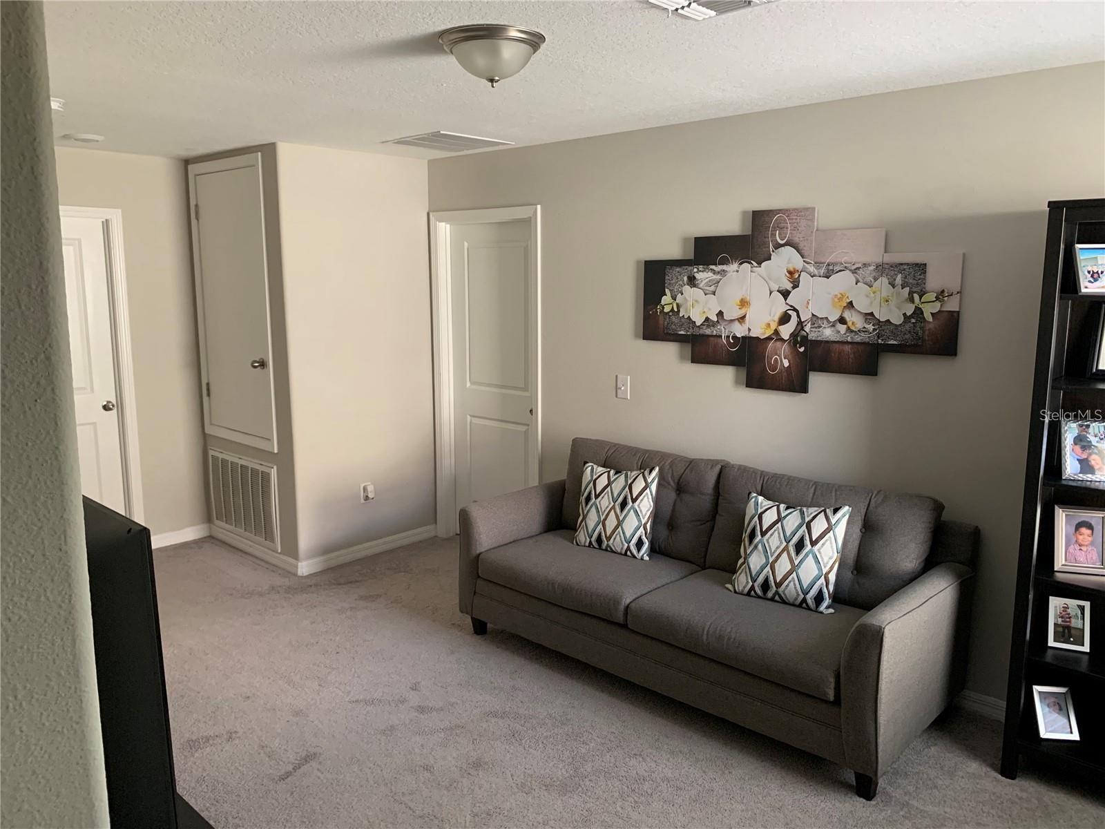 10460 CARLOWAY HILLS DR — photo 6