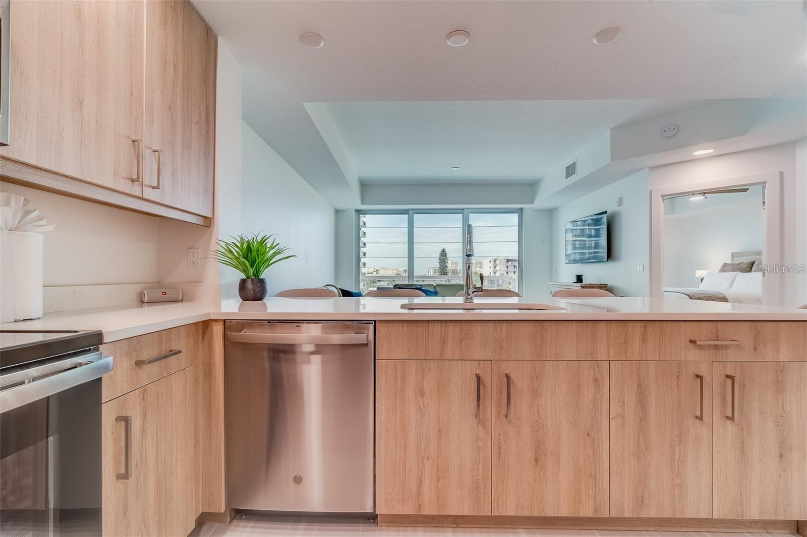 415 ISLAND WAY #311 — photo 14