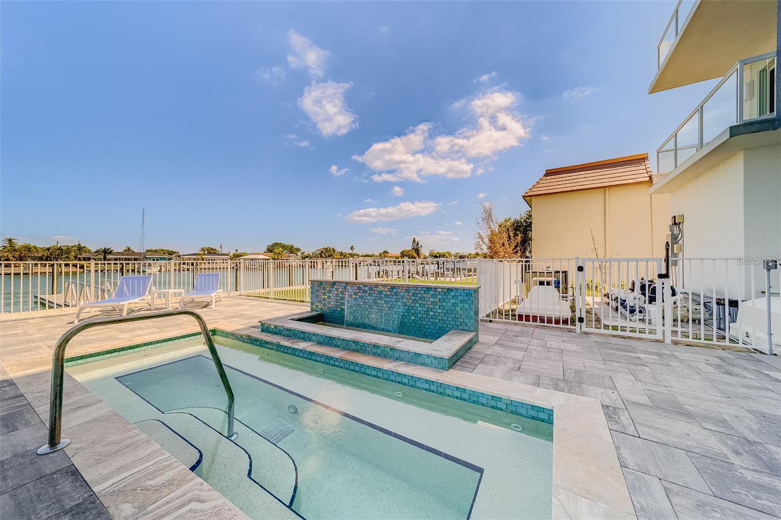 415 ISLAND WAY #311 — photo 37