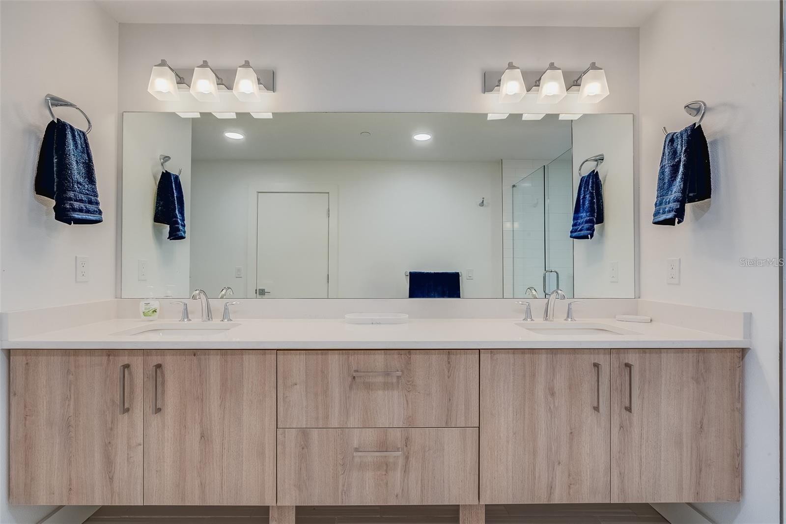 415 ISLAND WAY #311 — photo 21