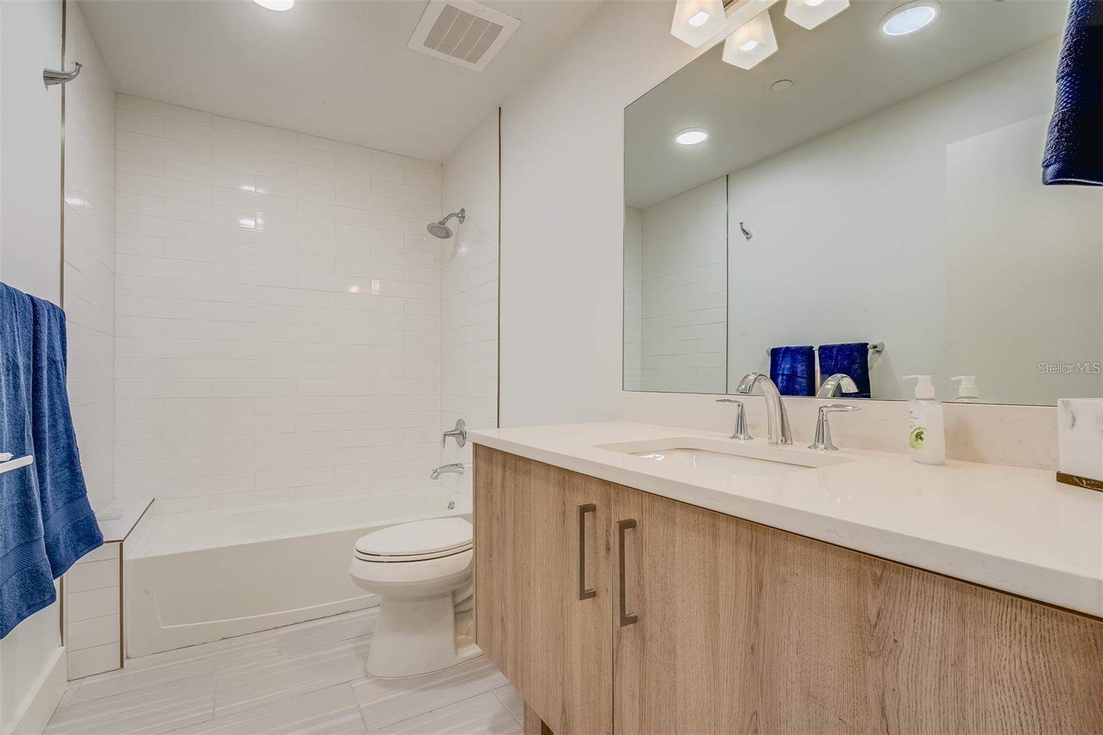 415 ISLAND WAY #311 — photo 26