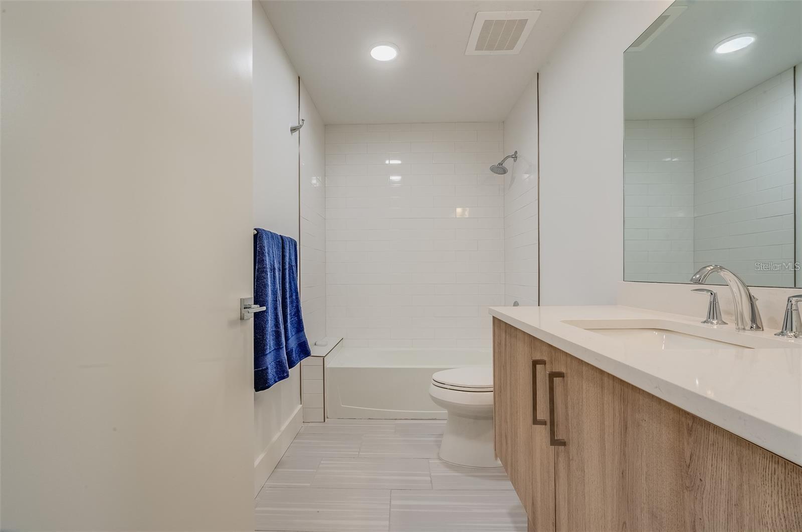 415 ISLAND WAY #311 — photo 25
