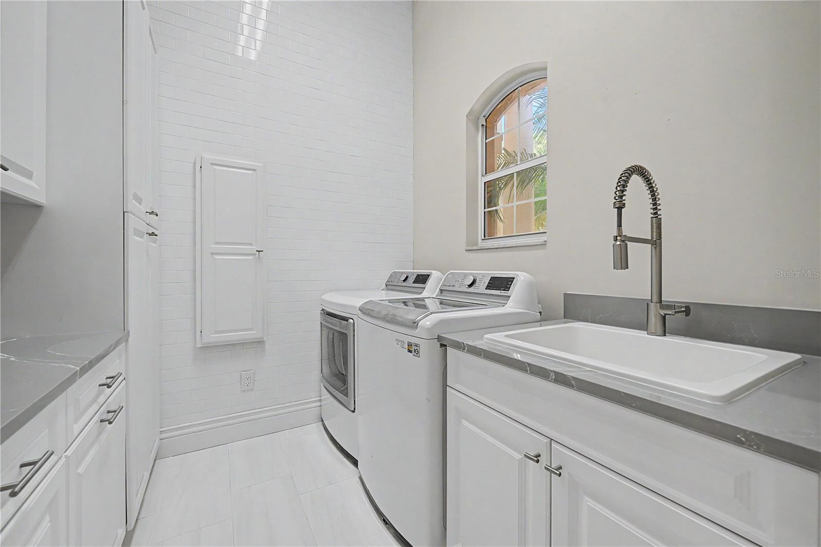 1306 PLAYMOOR DR — photo 61