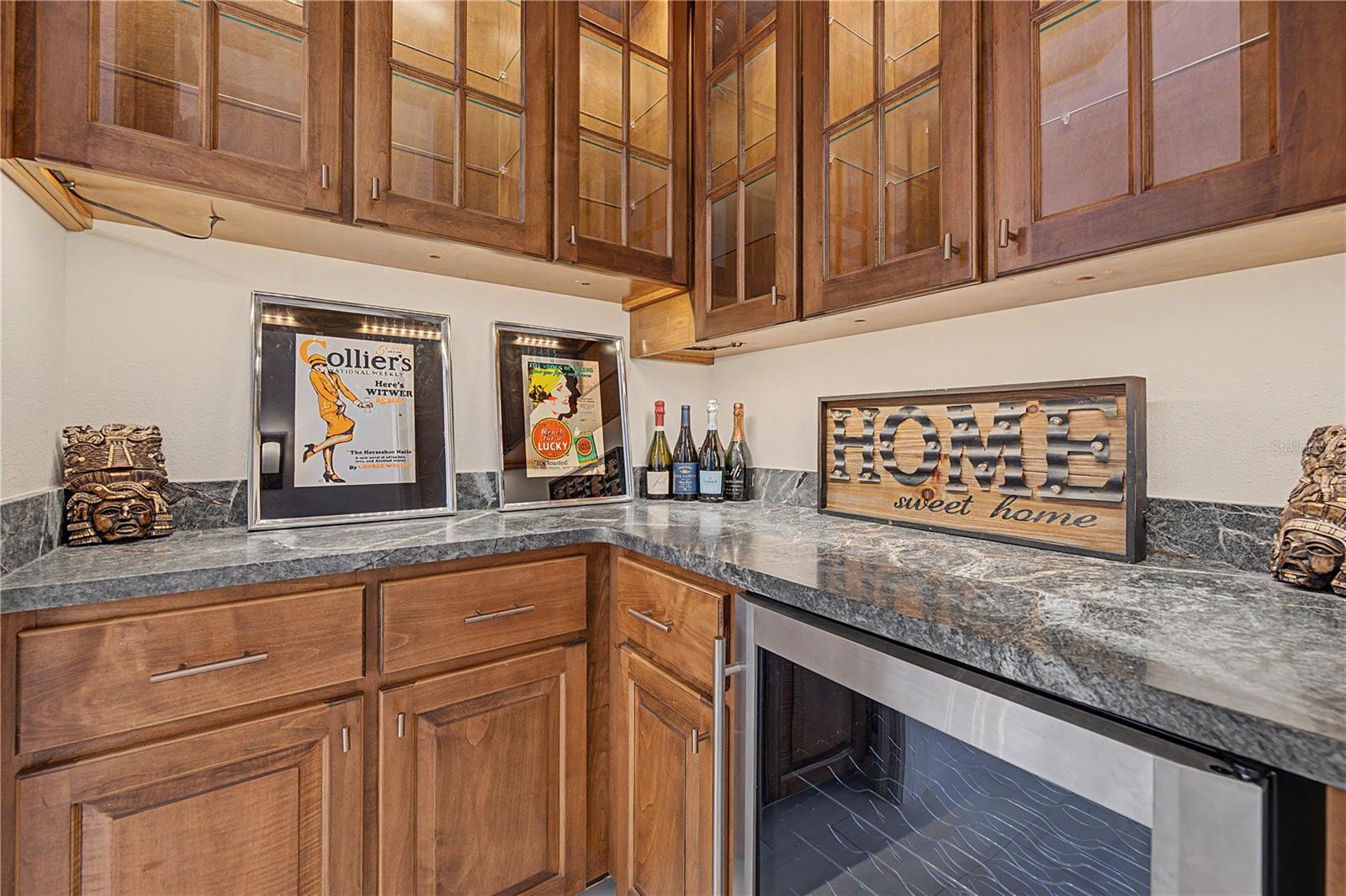 1306 PLAYMOOR DR — photo 7