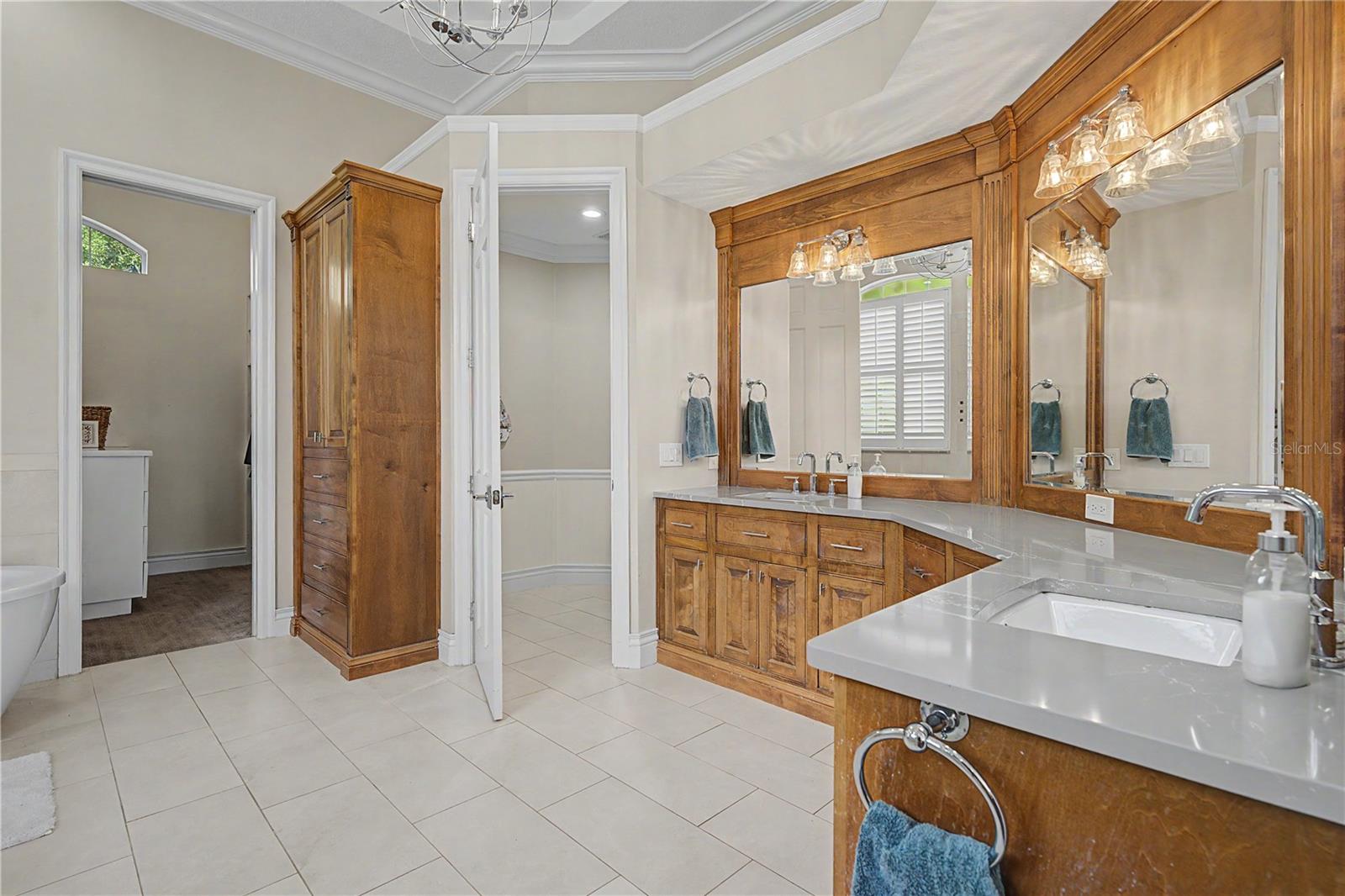 1306 PLAYMOOR DR — photo 31