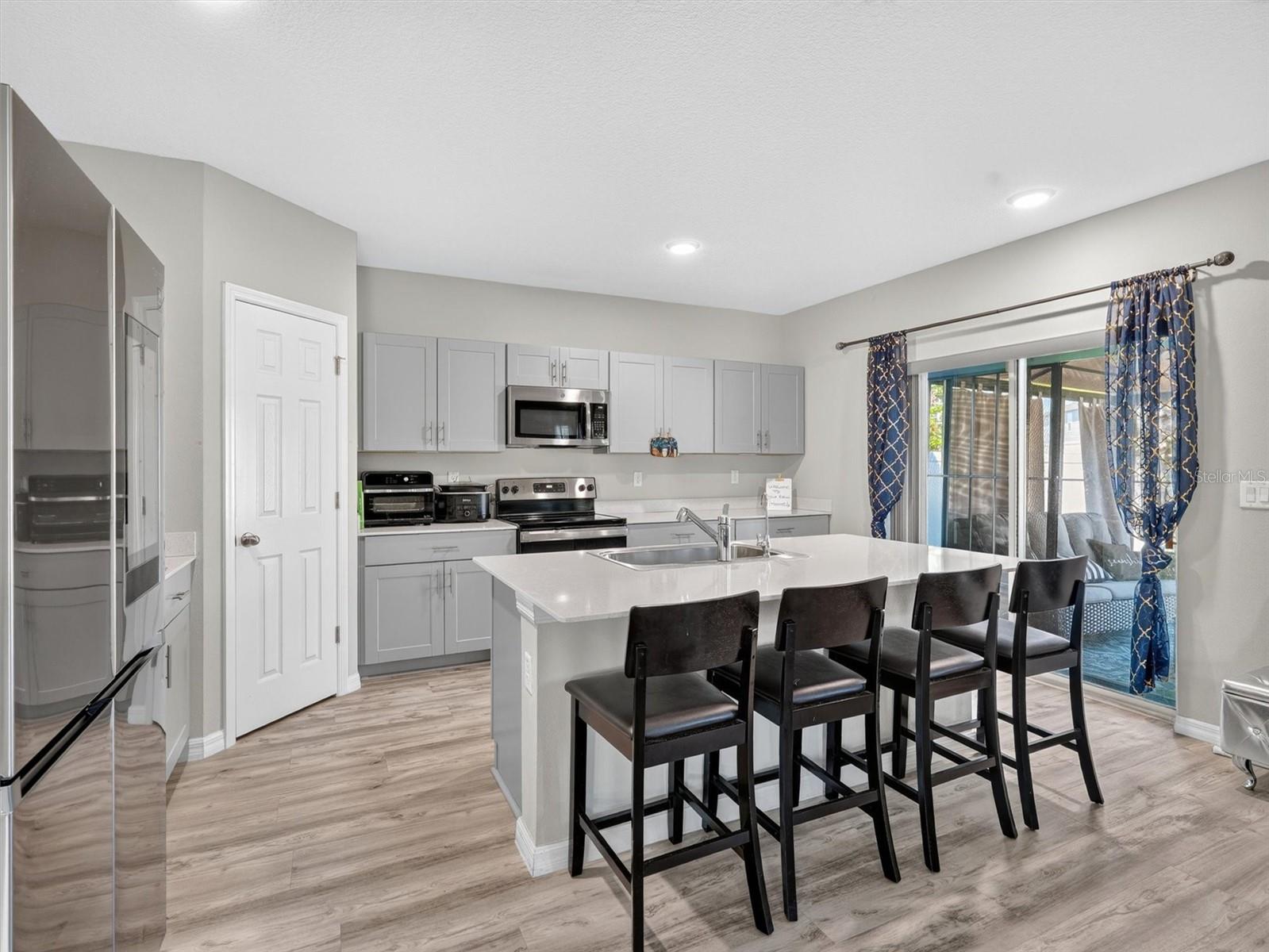 12879 FRENCH MARKET DR — photo 6
