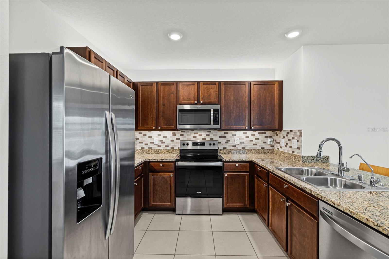 10914 PENNY GALE LOOP — photo 9