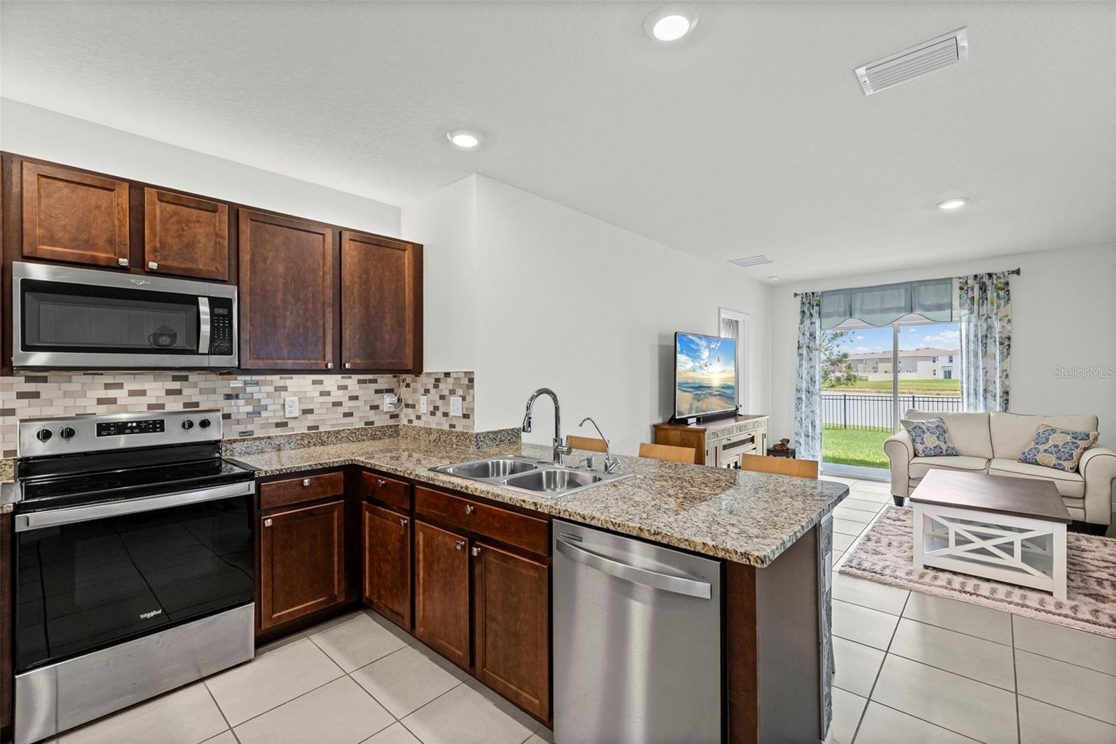 10914 PENNY GALE LOOP — photo 10