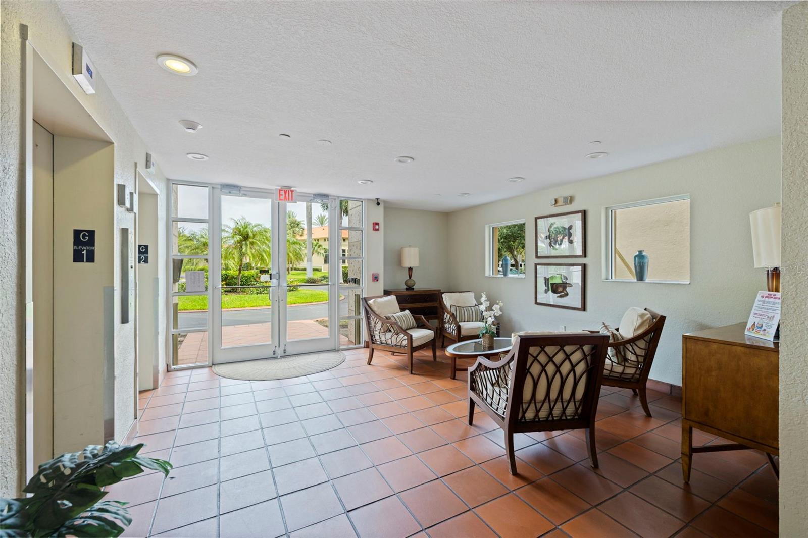 4737 DOLPHIN CAY LN S #401 — photo 31