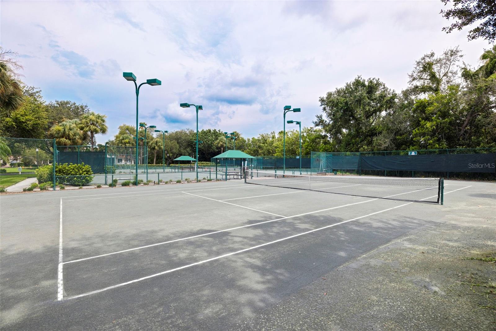 4737 DOLPHIN CAY LN S #401 — photo 33