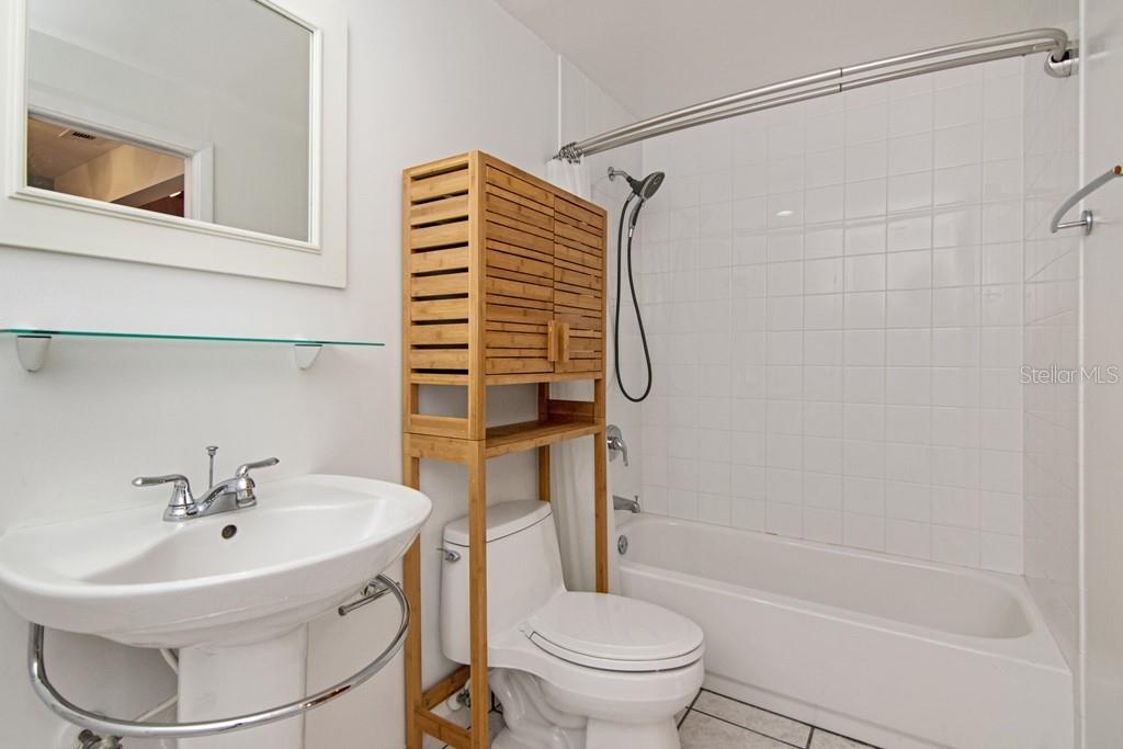 1002 S HARBOUR ISLAND BLVD #1101 — photo 31