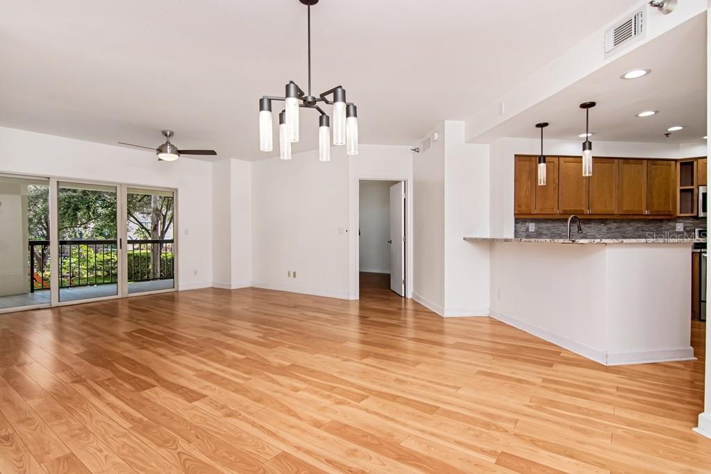 1002 S HARBOUR ISLAND BLVD #1101 — photo 6
