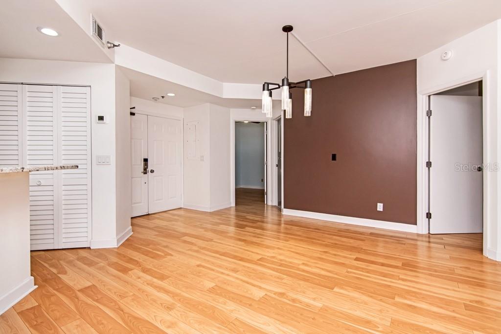 1002 S HARBOUR ISLAND BLVD #1101 — photo 15