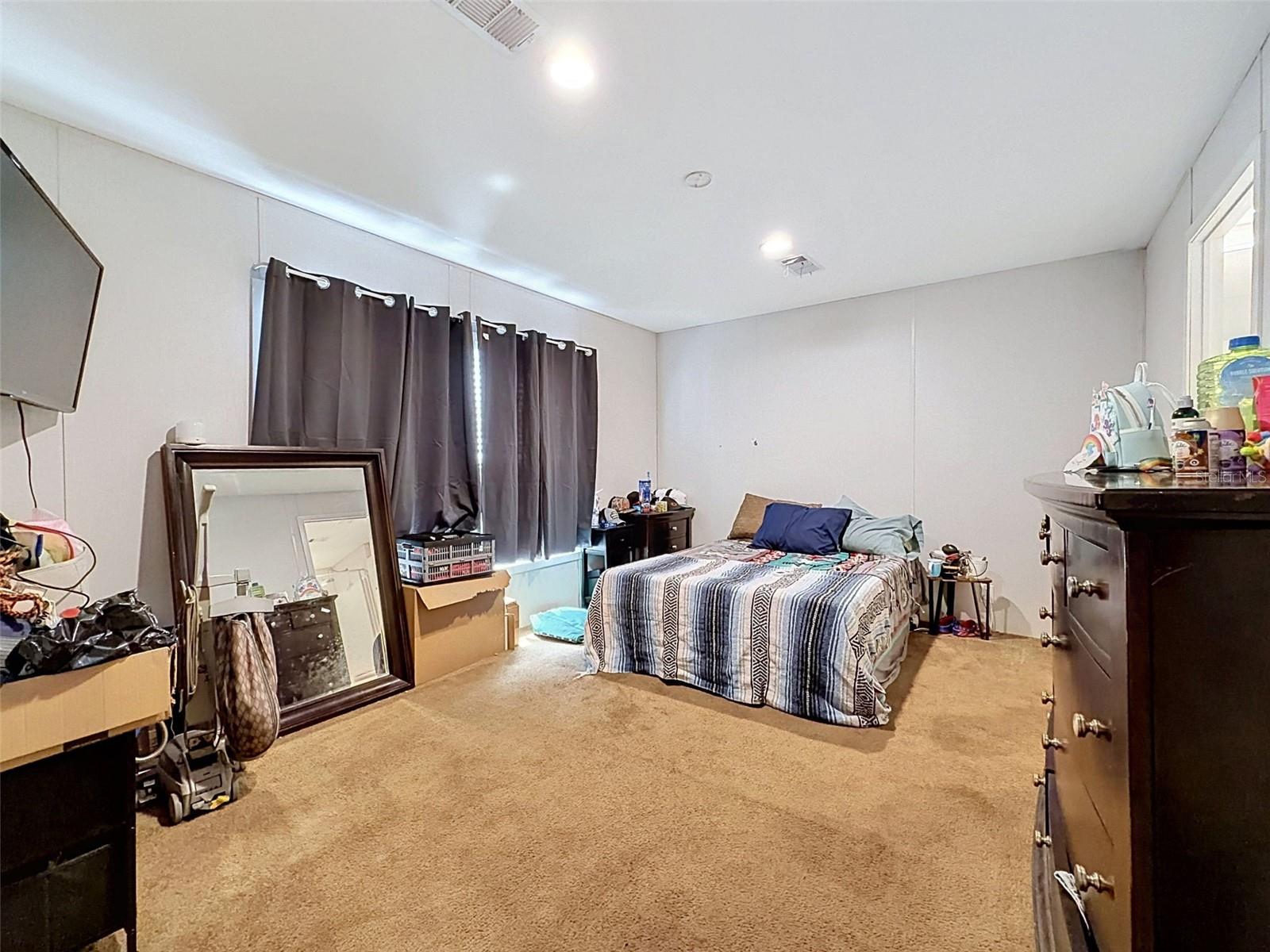 17721 DRAYTON ST — photo 32