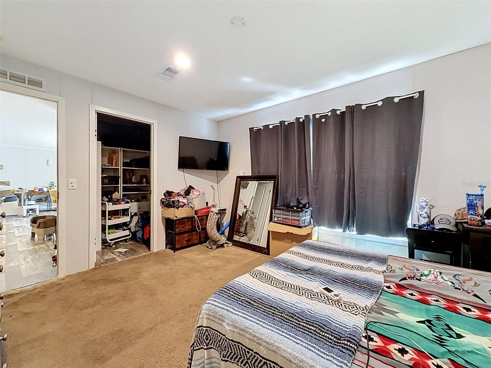 17721 DRAYTON ST — photo 34