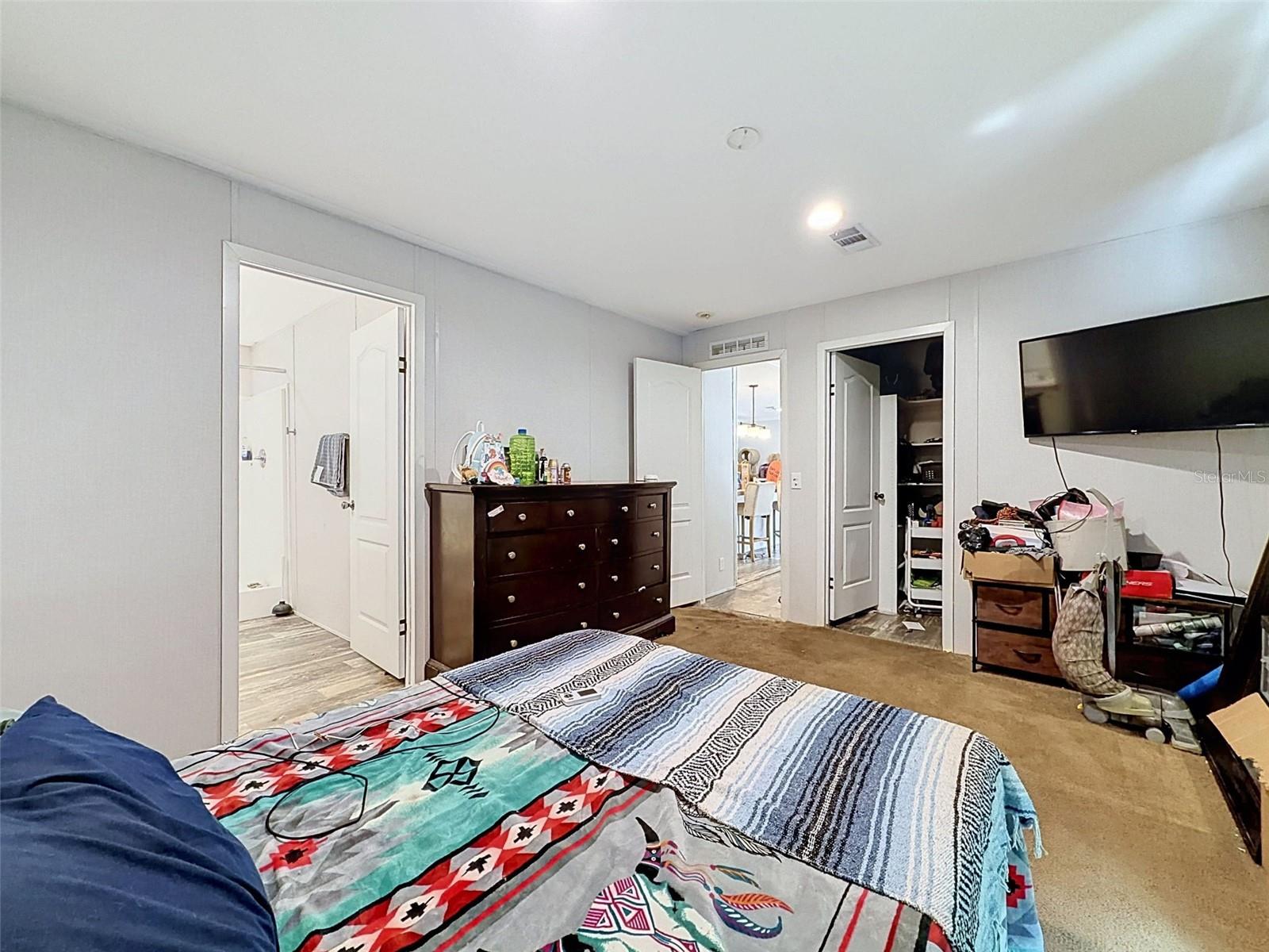 17721 DRAYTON ST — photo 33