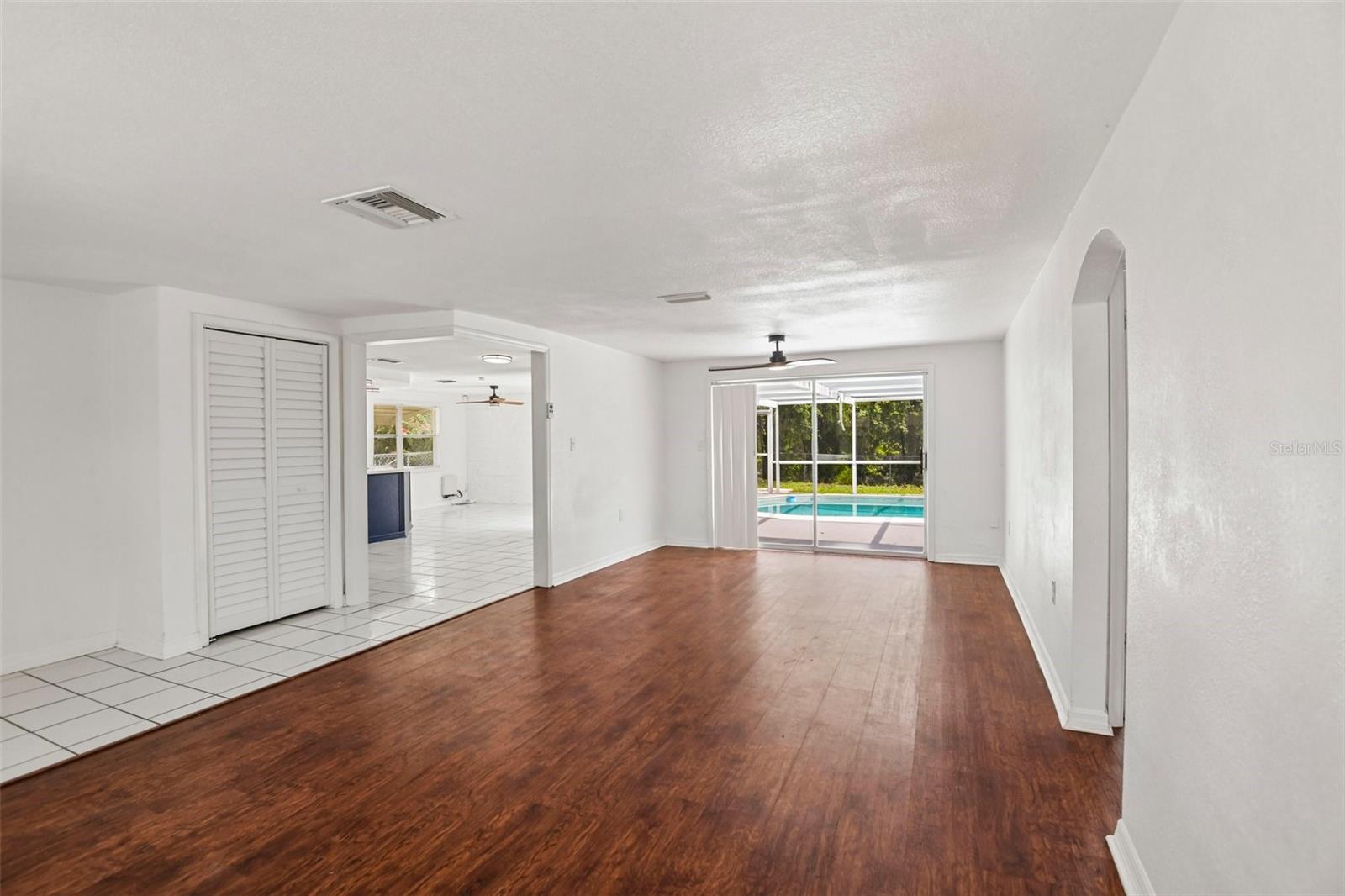 7303 HEATH DR — photo 6