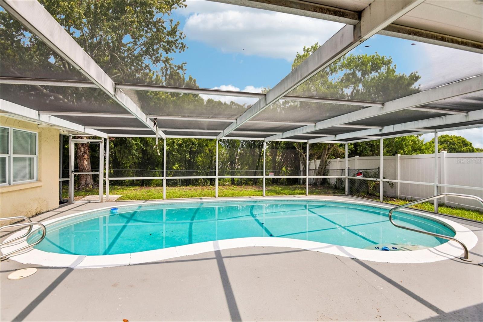 7303 HEATH DR — photo 2