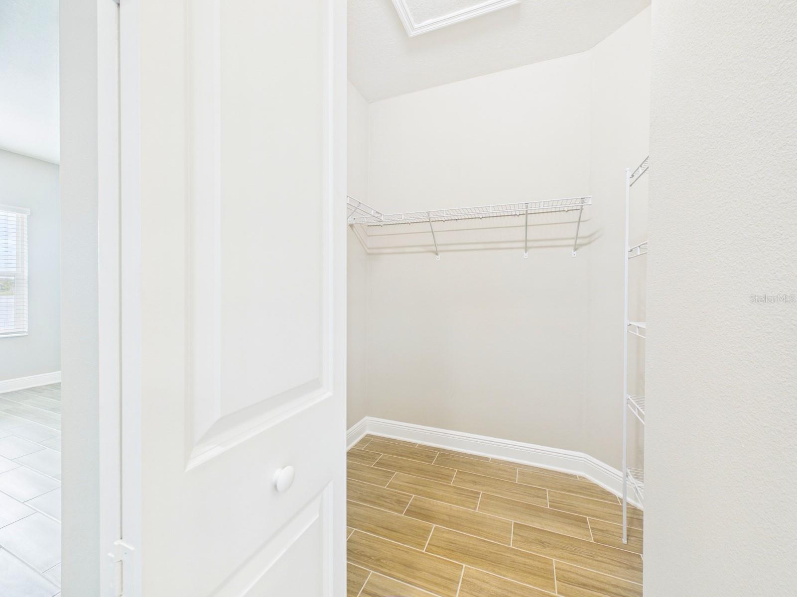 10012 LAKE WALES CIR — photo 70
