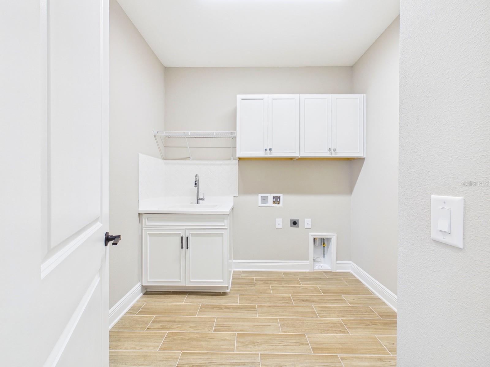 10012 LAKE WALES CIR — photo 30